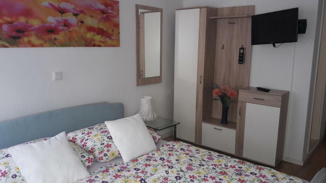 Pension Moserhaus Harburg  Bagian luar foto