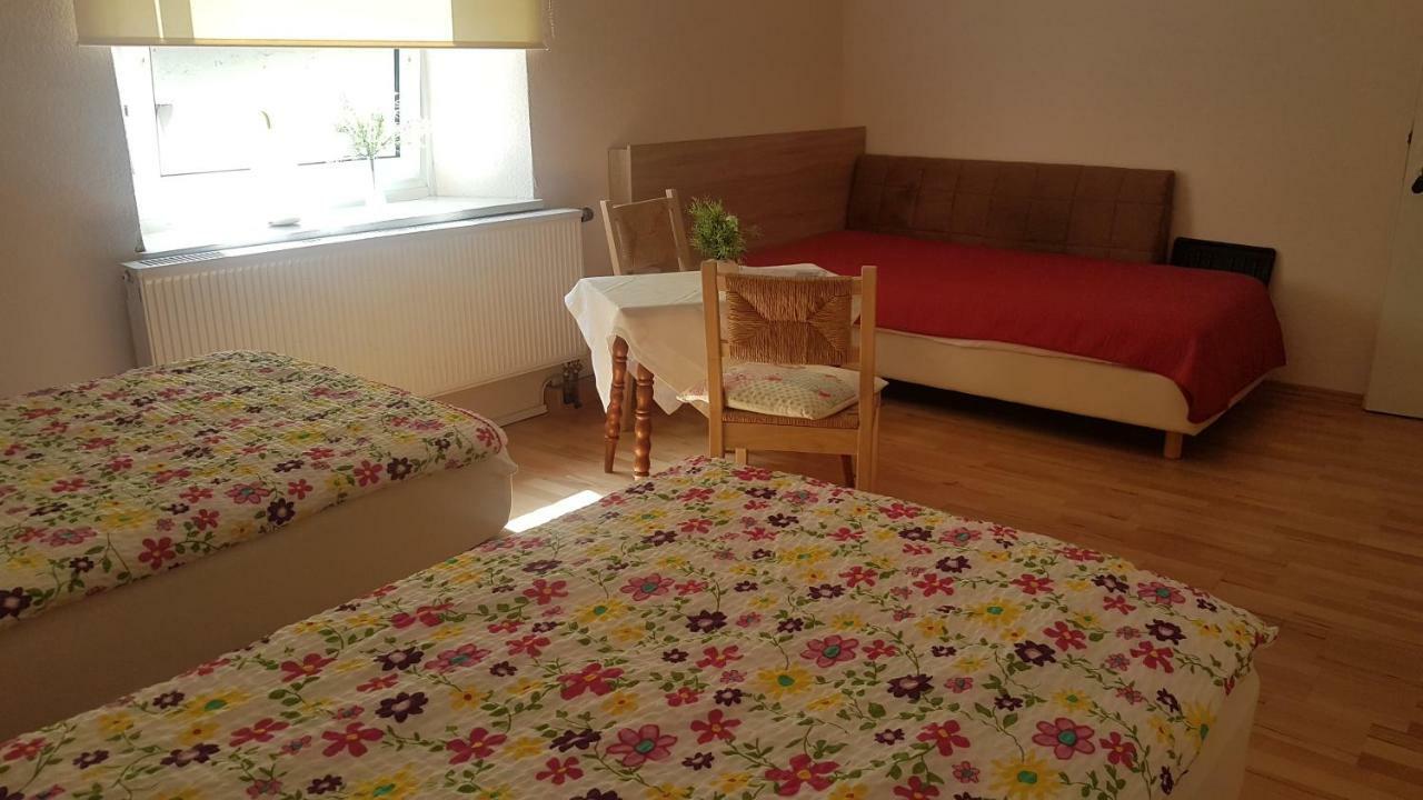 Pension Moserhaus Harburg  Bagian luar foto