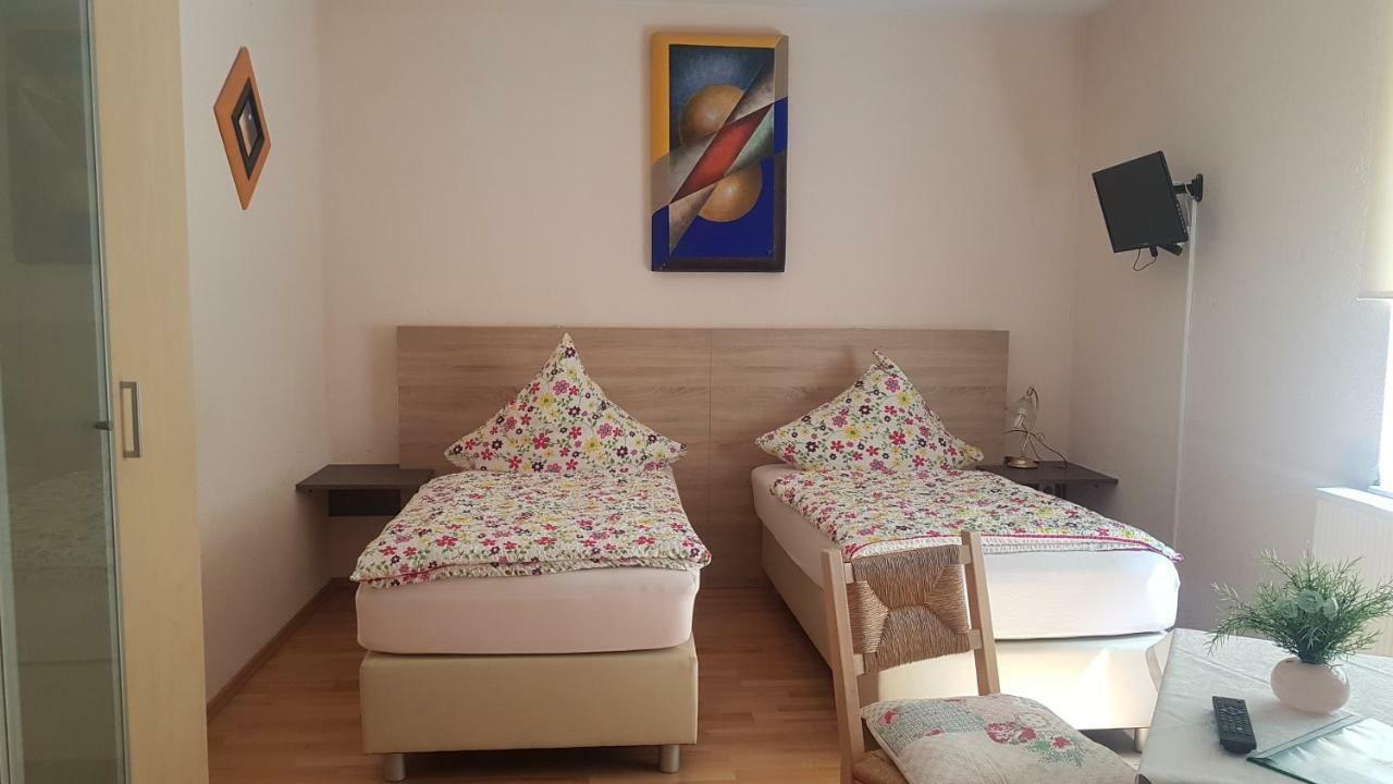 Pension Moserhaus Harburg  Ruang foto